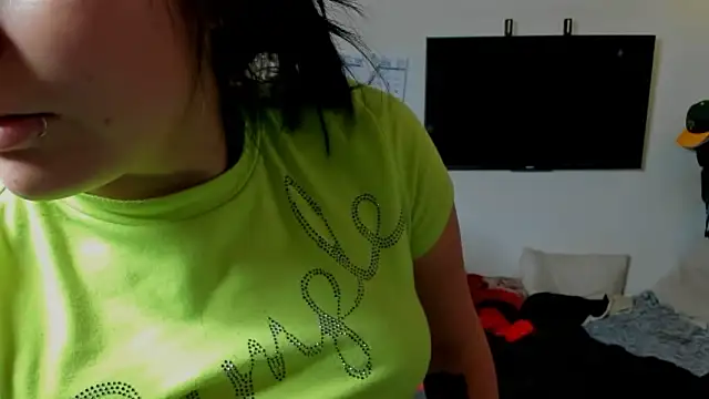 Snapshot of angelique_dubois chatting on 02-23-26, 03:37 angelique dubois online show from 02-23-26, 03:37