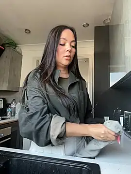 HiddenHalo1 online show from 04-22-26, 11:56