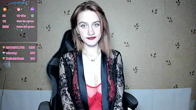 NicoleDaviss online show from 04-10-26, 07:18