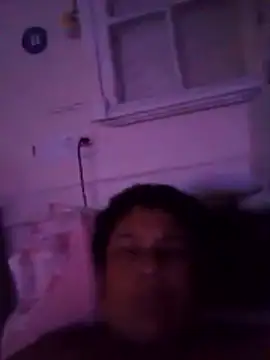 Snapshot of aquarianamascarada17 chatting on 03-03-26, 02:18 aquarianamascarada17 online show from 03-03-26, 02:18