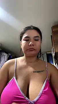 Snapshot of LaiaGomez chatting on 06-29-26, 01:34 LaiaGomez online show from 06-29-26, 01:34