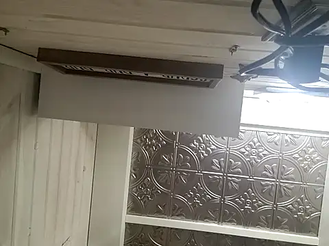 Snapshot of pleasser1985 chatting on 02-25-26, 05:17 pleasser1985 online show from 02-25-26, 05:17