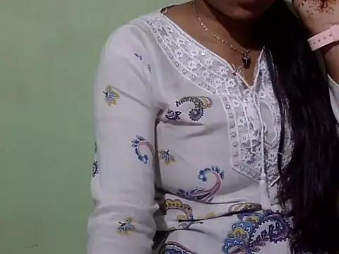 cute momo love online show from 03-01-26, 04:58