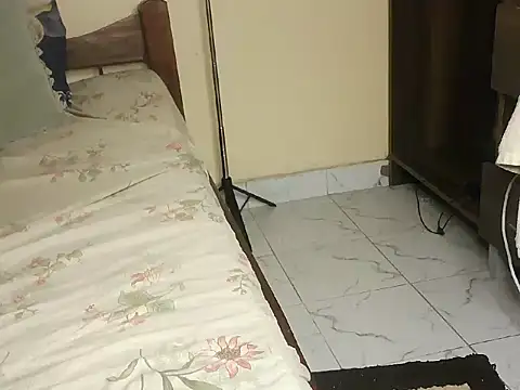 Snapshot of ReeRee697 chatting on 03-03-26, 09:53 ReeRee697 online show from 03-03-26, 09:53