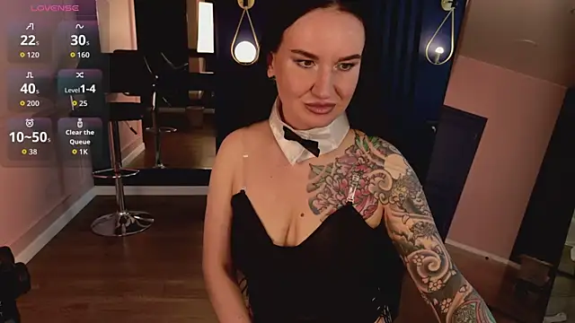 JustGrace online show from 04-12-26, 05:12