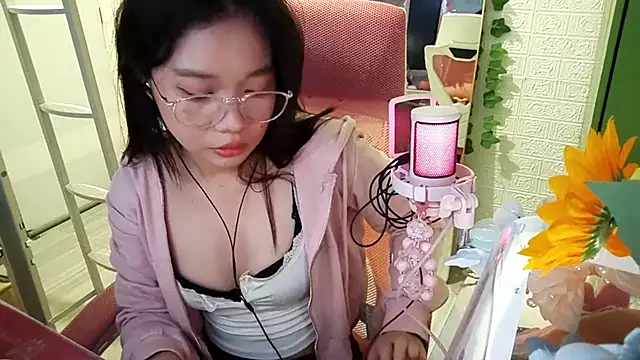 DanicaDreamX online show from 02-23-26, 09:17