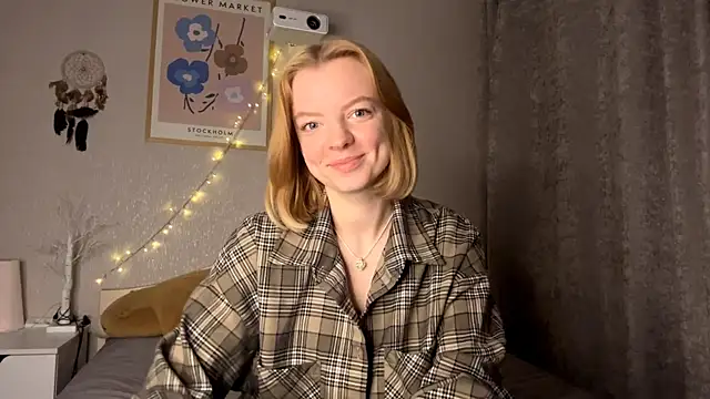 Snapshot of Marry_Sornatiko chatting on 02-23-26, 09:12 Marry Sornatiko online show from 02-23-26, 09:12