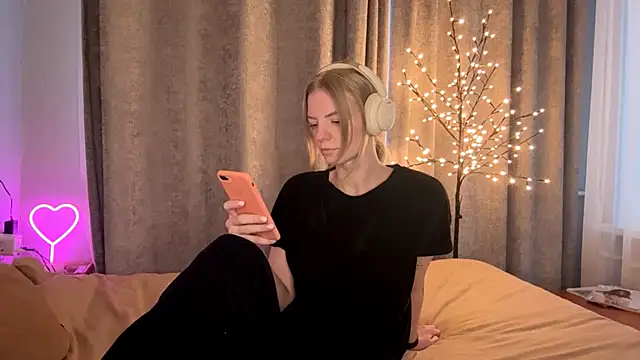 Marry Sornatiko online show from 04-11-26, 02:54