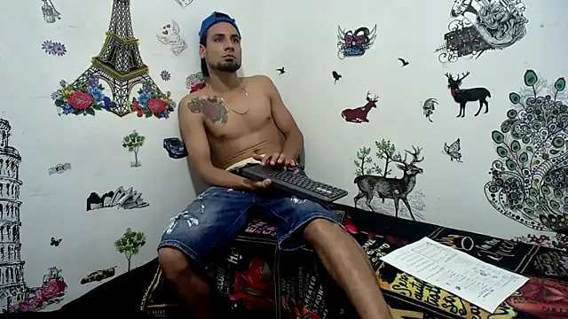 Couplesweethot online show from 03-24-26, 01:21