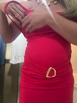 Nanda loiragostosa online show from 04-06-26, 12:52