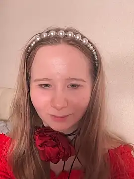 cutefoxieee online show from 05-16-26, 07:34