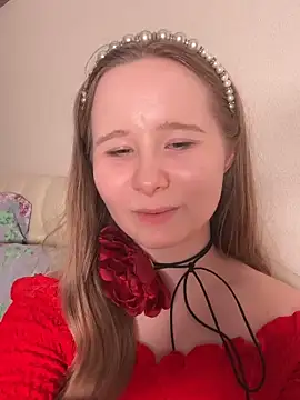 cutefoxieee online show from 05-16-26, 08:07