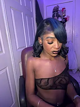 Snapshot of MidnightChanel chatting on 03-03-26, 10:10 MidnightChanel online show from 03-03-26, 10:10