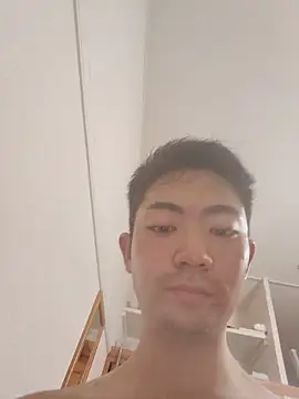 Snapshot of Yuuta_2 chatting on 07-21-26, 03:42 Yuuta 2 online show from 07-21-26, 03:42