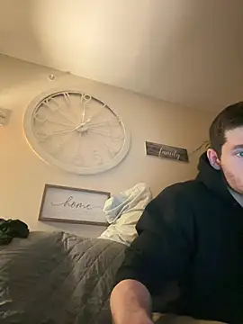 Snapshot of Aarondeweese27 chatting on 02-24-26, 12:36 Aarondeweese27 online show from 02-24-26, 12:36