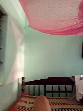 Snapshot of hungdecu chatting on 02-23-26, 08:01 hungdecu online show from 02-23-26, 08:01