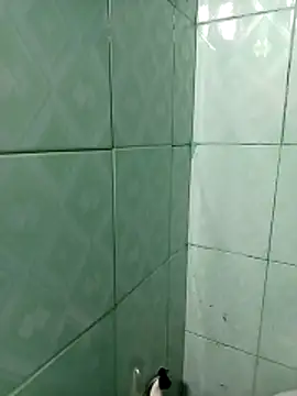 Snapshot of hungdecu chatting on 03-03-26, 05:19 hungdecu online show from 03-03-26, 05:19