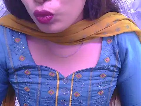 Snapshot of Aayesha-queen chatting on 05-29-26, 08:34 Aayesha-queen online show from 05-29-26, 08:34