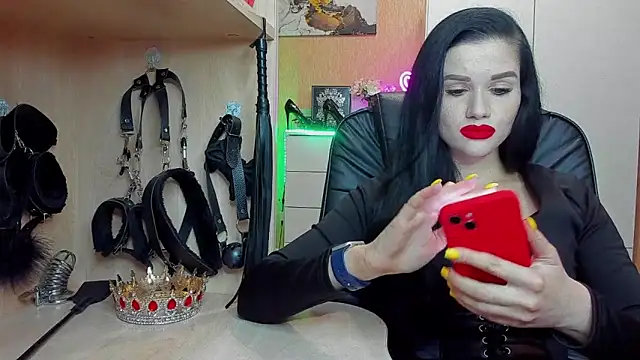 KristiTopxx online show from 10-25-25, 05:51