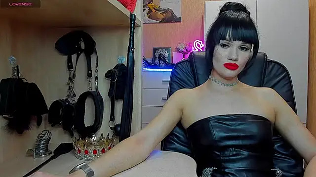 Snapshot of KristiTopxx chatting on 07-06-26, 07:16 KristiTopxx online show from 07-06-26, 07:16