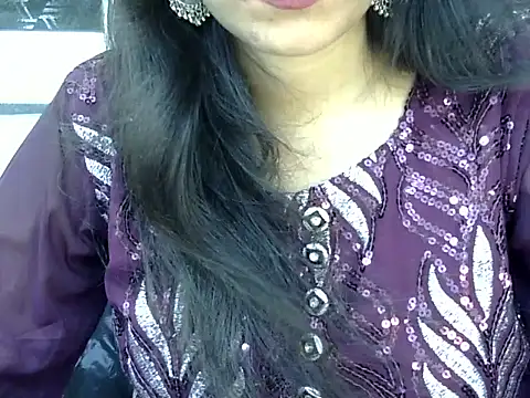 Neha Sharma2 online show from 05-08-26, 01:49