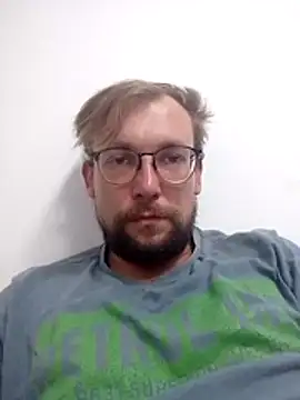 Snapshot of GaryJohnson79 chatting on 07-25-26, 10:40 GaryJohnson79 online show from 07-25-26, 10:40