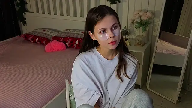 EarthaLevra online show from 03-20-26, 06:13