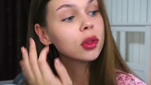 EarthaLevra online show from 04-17-26, 08:23