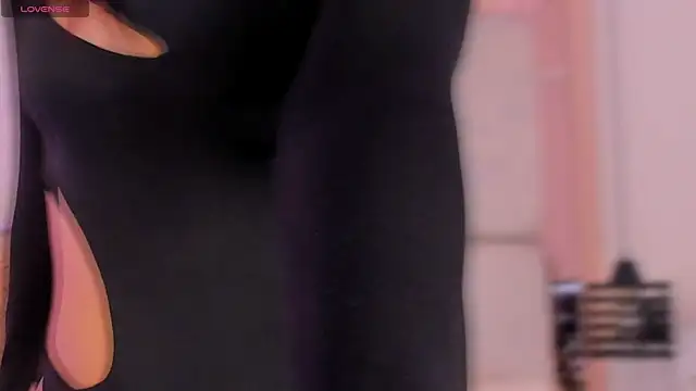 KatherineRuiz  online show from 03-11-26, 01:06