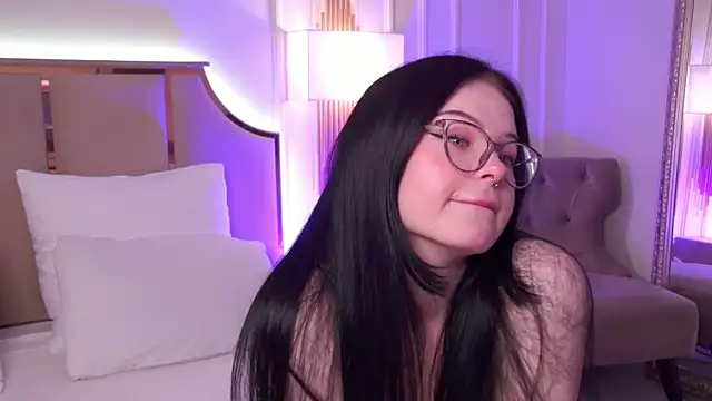 CindyMil online show from 05-05-26, 06:10