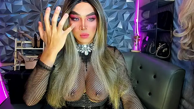 10inDominant Ayesha online show from 04-03-26, 12:52