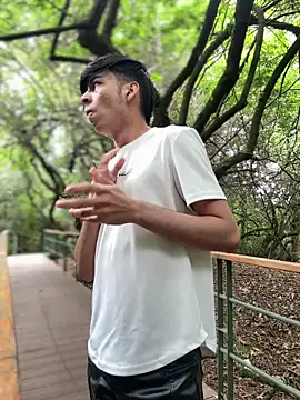 The Conquer online show from 04-05-26, 04:59