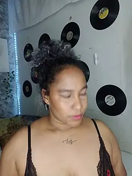 Snapshot of medusafox_ chatting on 07-03-26, 04:52 medusafox online show from 07-03-26, 04:52