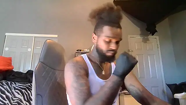 Snapshot of kingbbd6969 chatting on 03-03-26, 11:43 kingbbd6969 online show from 03-03-26, 11:43