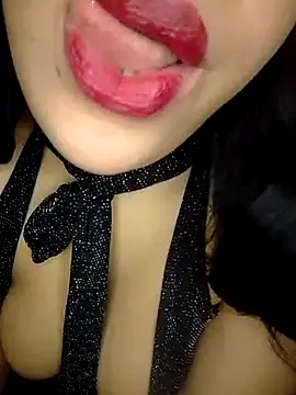 madleen Mm online show from 04-13-26, 03:39