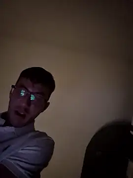 Snapshot of Gerikan12 chatting on 03-04-26, 03:56 Gerikan12 online show from 03-04-26, 03:56