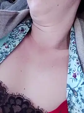 lily2022 online show from 02-27-26, 07:52