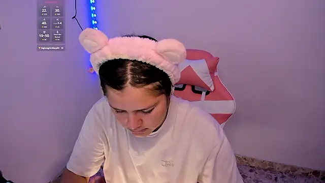 Snapshot of trianna_sweet chatting on 02-27-26, 03:23 trianna sweet online show from 02-27-26, 03:23