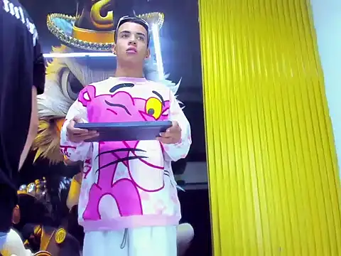 Snapshot of angel_boy_xxx chatting on 03-04-26, 12:11 angel boy xxx online show from 03-04-26, 12:11