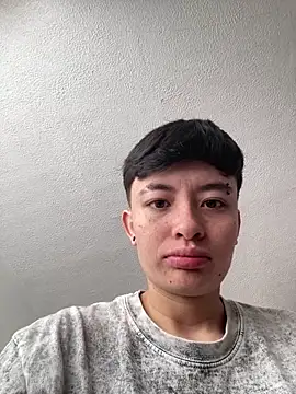 Snapshot of Tomnico_19 chatting on 03-03-26, 03:29 Tomnico 19 online show from 03-03-26, 03:29