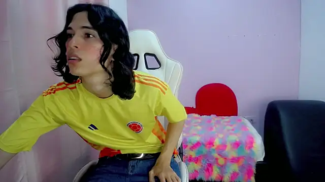 Snapshot of Larry_craft chatting on 02-24-26, 09:46 Larry craft online show from 02-24-26, 09:46