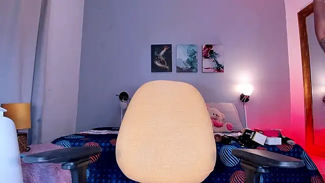 KimTaylorW online show from 05-08-26, 02:28