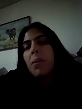 Snapshot of Perla_bella chatting on 02-28-26, 12:44 Perla bella online show from 02-28-26, 12:44