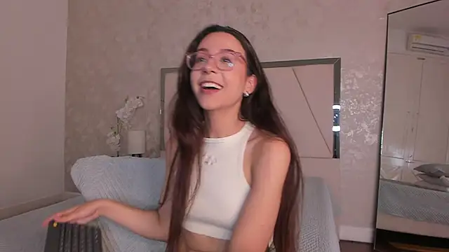 Arii wilde online show from 05-11-26, 02:45
