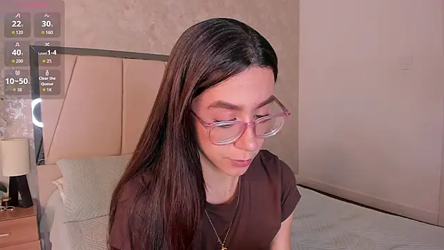 Snapshot of Arii_wilde chatting on 06-19-26, 12:42 Arii wilde online show from 06-19-26, 12:42