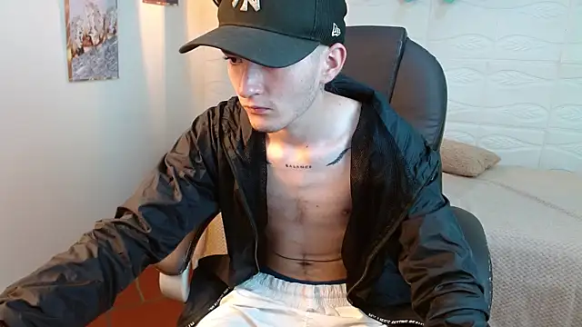 Snapshot of trevor_mob chatting on 03-03-26, 07:42 trevor mob online show from 03-03-26, 07:42