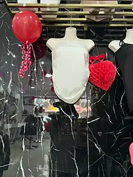 Snapshot of RubiaMorena chatting on 02-26-26, 07:02 RubiaMorena online show from 02-26-26, 07:02