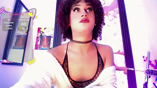 Emma Boms online show from 05-27-26, 03:25
