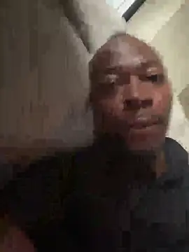 Snapshot of Tee5114 chatting on 03-04-26, 06:19 Tee5114 online show from 03-04-26, 06:19