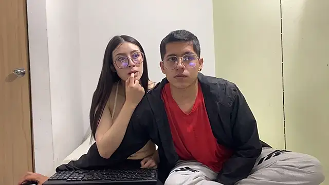 ScorpionDark11 online show from 04-12-26, 02:16